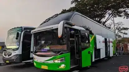 Malang Indah Bus-Front Image