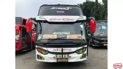 Adhi Prima Bus-Front Image