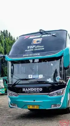 Handoyo Bus-Front Image