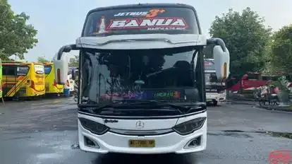 Sudiro Tungga Jaya Bus-Front Image
