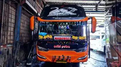 Adhi Putra Bus-Front Image