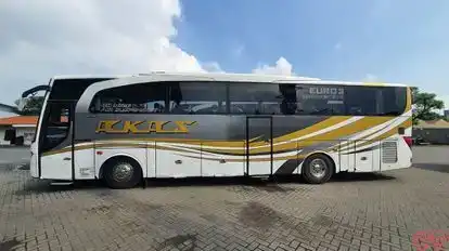 Akas AAA Bus-Side Image
