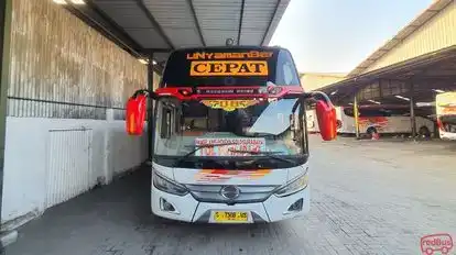 Eka Bus-Front Image