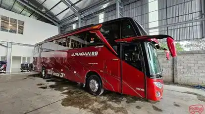 Juragan 99 Bus-Side Image