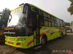 Royal      Travels Bus-Side Image