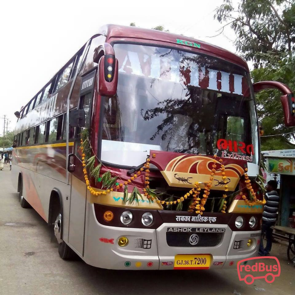 pune vadodara volvo bus services