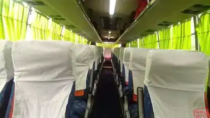 Emerald Travels Bus-Front Image