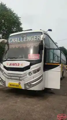 Challenger Bus-Front Image