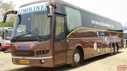 Limoliner travels Bus-Side Image