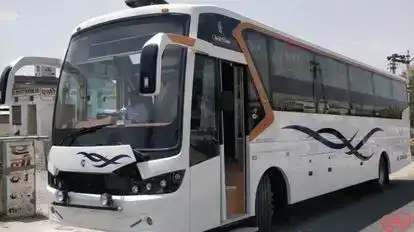 Hardeo Lines Bus-Front Image
