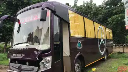 Geeta Travels Bus-Front Image