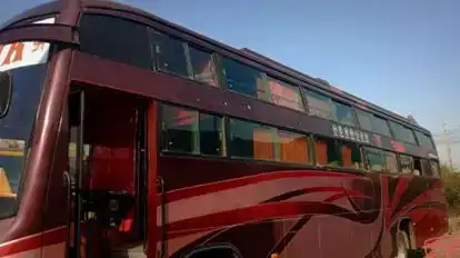 Jai Mata Di Travels, Pipariya Bus-Side Image