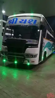 Shree yash travels ( shree Arbuda  Bus-Front Image