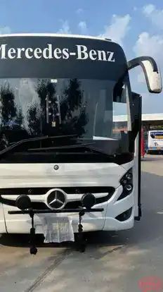 NEW PIYAR BUS SERVICE PVT LTD Bus-Front Image