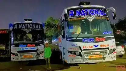 R National Bus-Front Image
