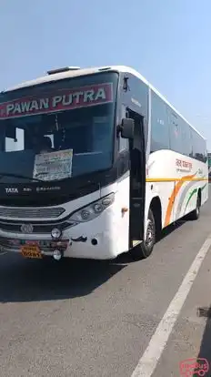 Mahavir Logistics Bus-Side Image