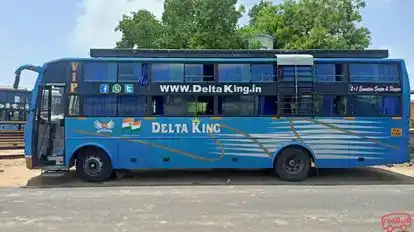 DELTAKING TRAVELS Bus-Side Image