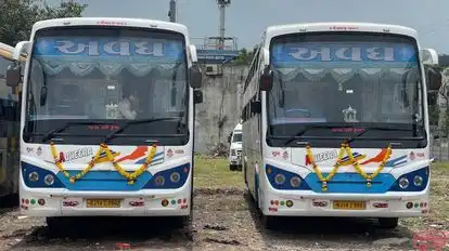 Shree Avadh Travels Bus-Front Image