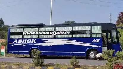 Syndicate  travel sion Bus-Side Image