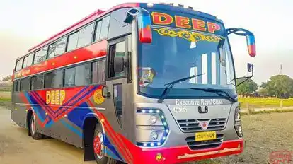 Deep       Travels Bus-Front Image