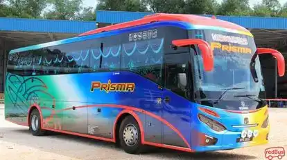 Prisma Express Bus-Front Image