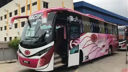 Season Express Malaysia Bus-Side Image