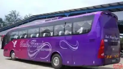 Tasek Kenyir Express Bus-Side Image