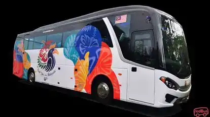PS Holidays Bus-Front Image