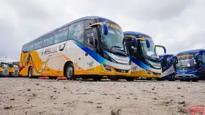 Super Nice Express Bus-Front Image
