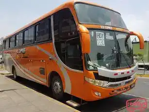 Via Expres Nacional Bus-Front Image